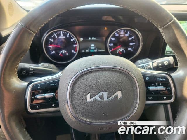 Kia Carnival 2022 — Şəkil 13/20