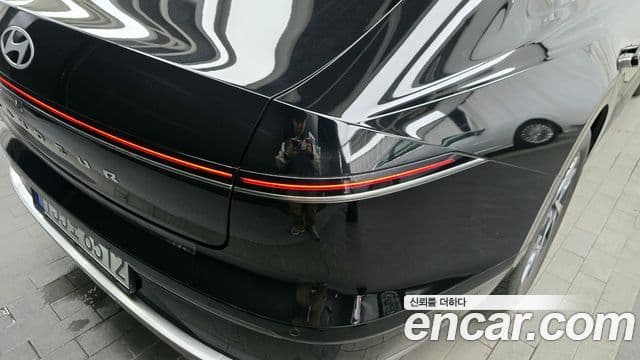 Hyundai Grandeur Hybrid 2023 — Şəkil 33/33