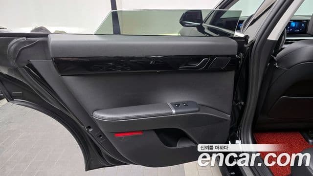 Hyundai Grandeur Hybrid 2023 — Şəkil 30/33