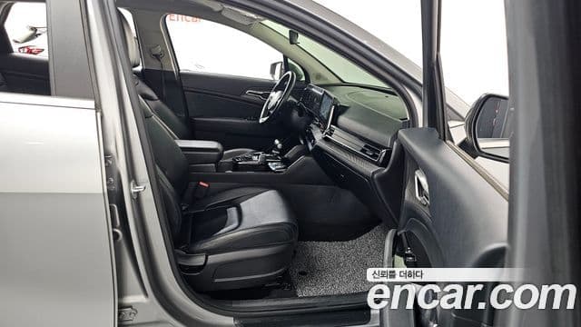 Kia Sportage 2022 — ფოტო 11/20