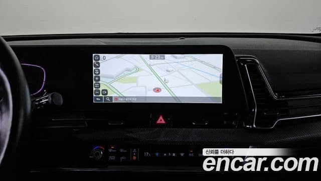Kia Sportage 2022 — ფოტო 13/20