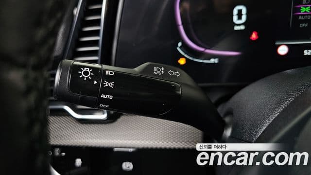 Kia Sportage 2022 — ფოტო 17/20
