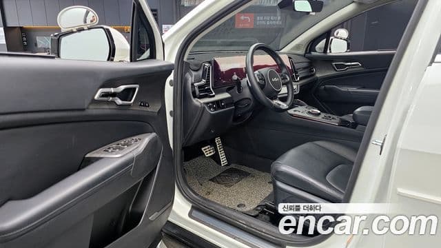 Kia Sportage 2023 — Şəkil 10/20