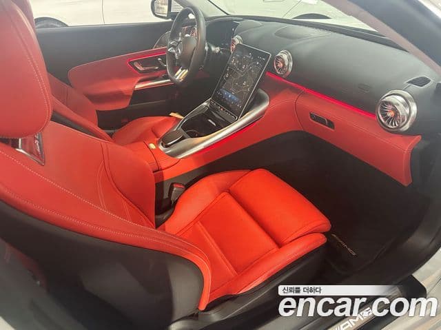 Mercedes-Benz AMG GT 2025 — Şəkil 8/17