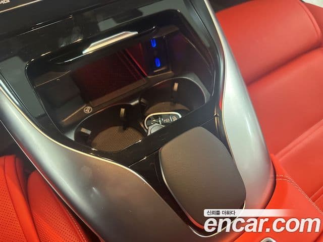 Mercedes-Benz AMG GT 2025 — Şəkil 13/17