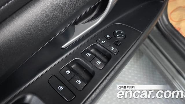 Hyundai Avante 2020 — ფოტო 13/20