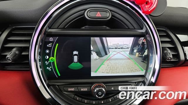 Mini Cooper S 2021 — ფოტო 15/20
