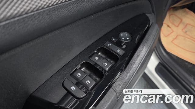 Kia Sportage 2021 — Фото 13/20