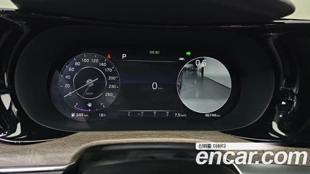 Kia K5 2021 — ფოტო 8/20