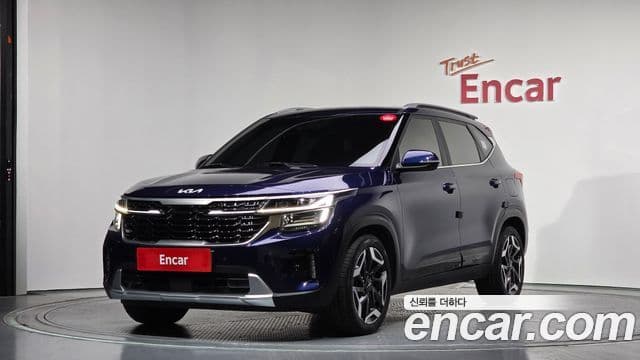 Kia Seltos 2023 — Şəkil 1/20
