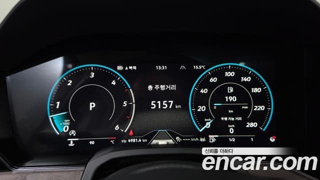 Volkswagen Touareg 2024 — ფოტო 8/20