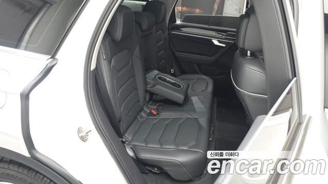 Volkswagen Touareg 2024 — Photo 26/32