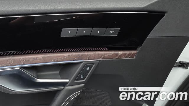 Volkswagen Touareg 2024 — Photo 21/32
