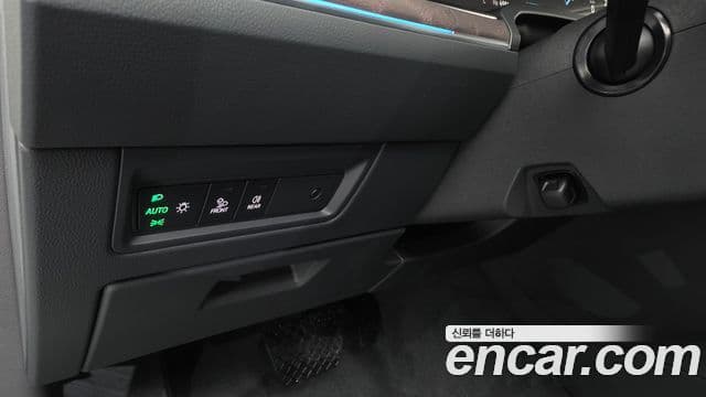 Volkswagen Touareg 2024 — Photo 9/32