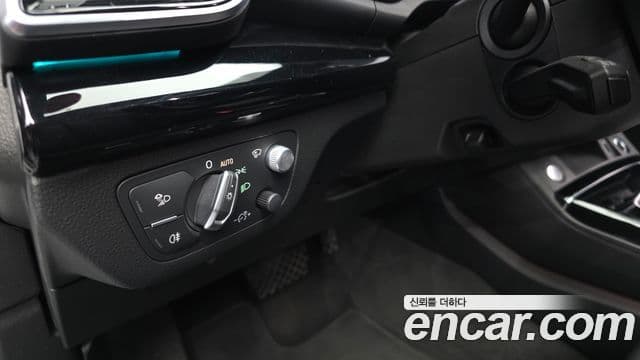 Audi Q5 2021 — Şəkil 2/33
