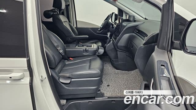 Hyundai Staria 2022 — ფოტო 12/20