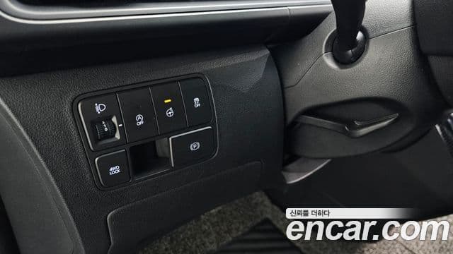 Hyundai Staria 2022 — ფოტო 16/20