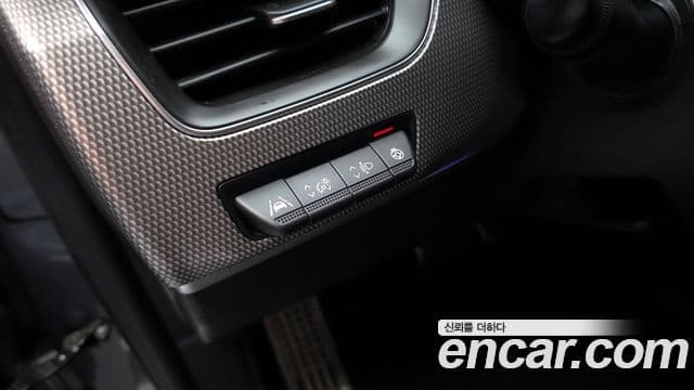 Renault Samsung Arkana 2024 — ფოტო 4/31