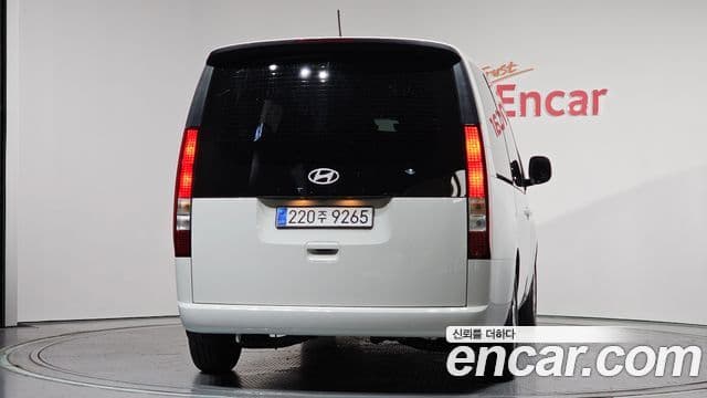 Hyundai Staria 2025 — Şəkil 3/20