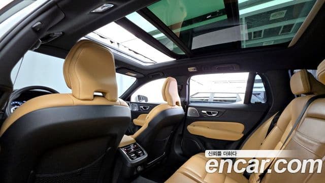 Volvo V60 Cross Country 2021 — ფოტო 11/20