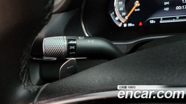 Genesis GV80 2020 — Photo 32/36