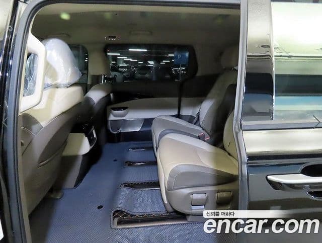 Kia Carnival 2021 — Şəkil 9/20