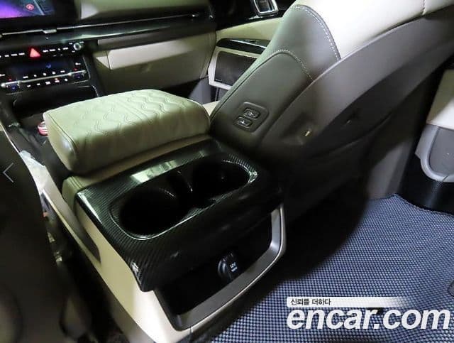 Kia Carnival 2021 — Şəkil 14/20
