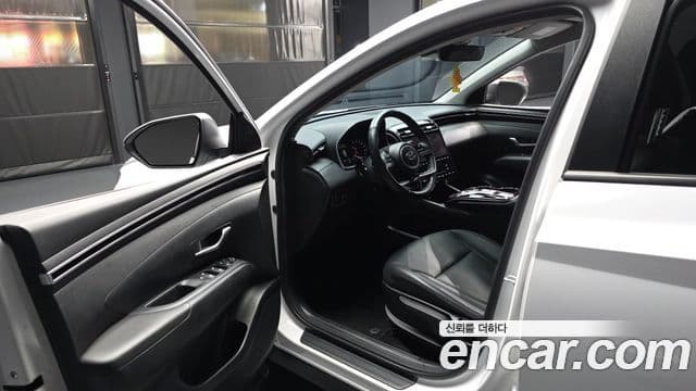 Hyundai The New Tucson 2023 — ფოტო 10/20