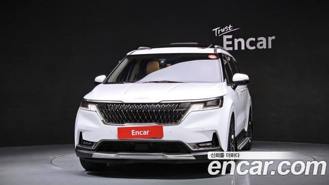 Kia Carnival 2022 — Фото 2/20