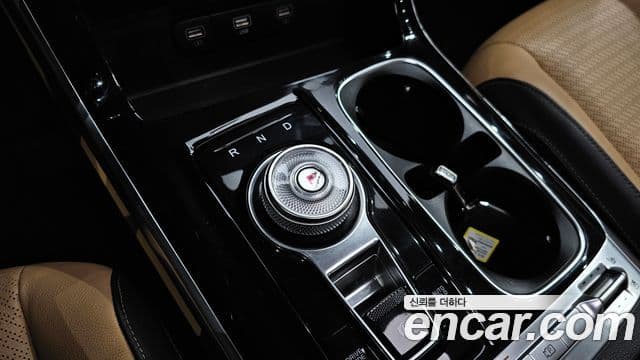 Kia Carnival 2022 — Фото 7/20