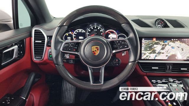 Porsche Cayenne 2021 — Şəkil 14/20