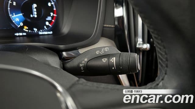 Volvo V60 Cross Country 2020 — Photo 4/33