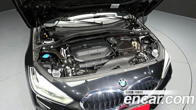 BMW 1 Series 2023 — ფოტო 6/20