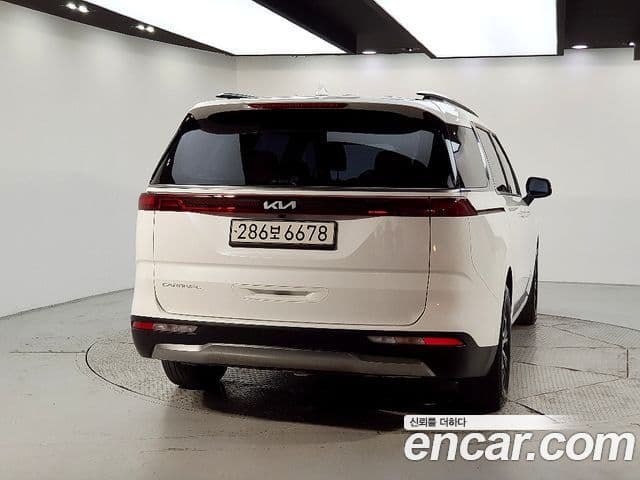 Kia Carnival 2022 — Фото 4/20