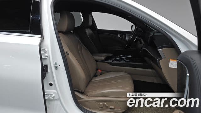 Kia K8 2022 — Şəkil 11/20