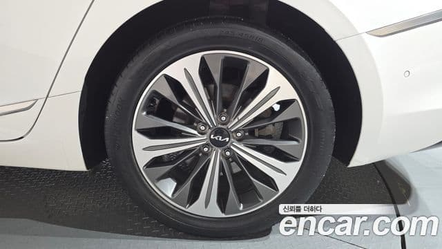 Kia K8 2022 — Photo 26/34