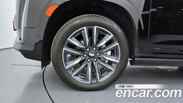 Cadillac Escalade 2024 — ფოტო 5/20