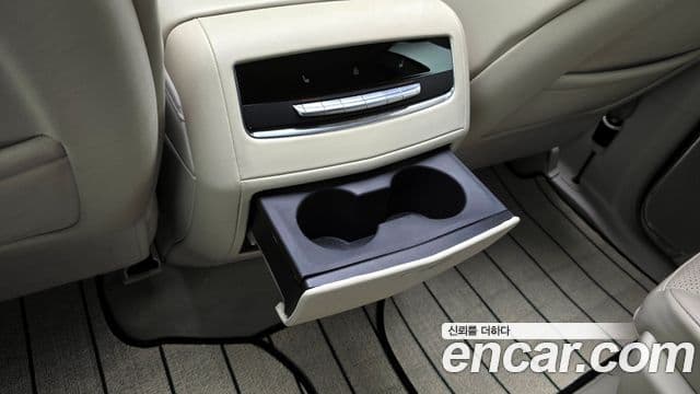 Cadillac Escalade 2024 — ფოტო 20/20