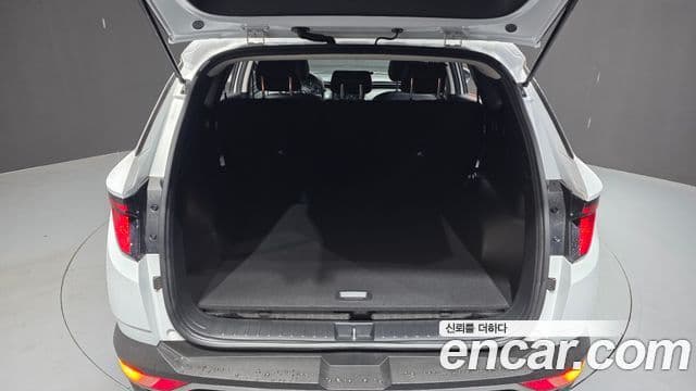 Hyundai The New Tucson 2022 — ფოტო 17/20