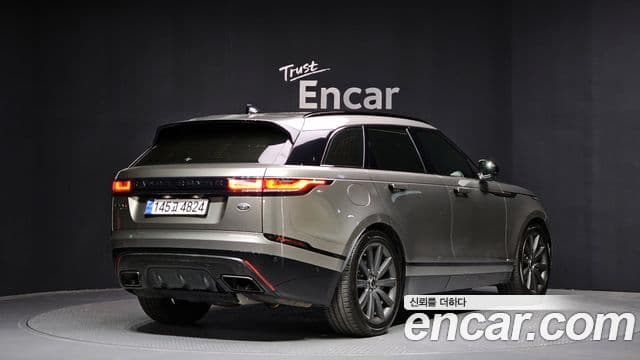 Land Rover Range Rover Velar 2019 — ფოტო 2/20
