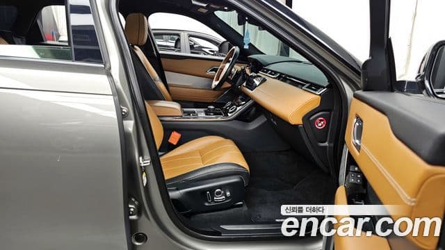 Land Rover Range Rover Velar 2019 — ფოტო 11/20