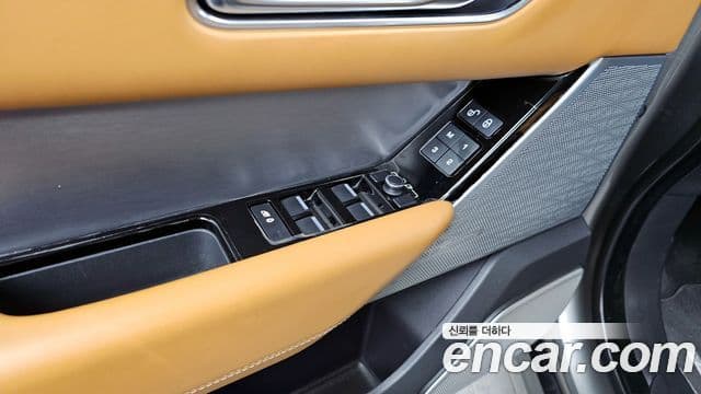Land Rover Range Rover Velar 2019 — Photo 40/40