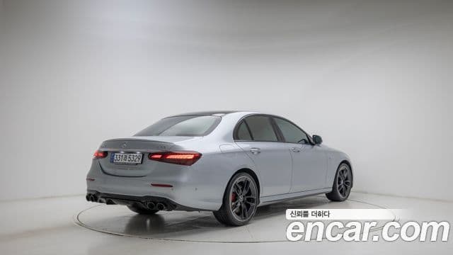 Mercedes-Benz E-Class 2023 — Şəkil 7/20