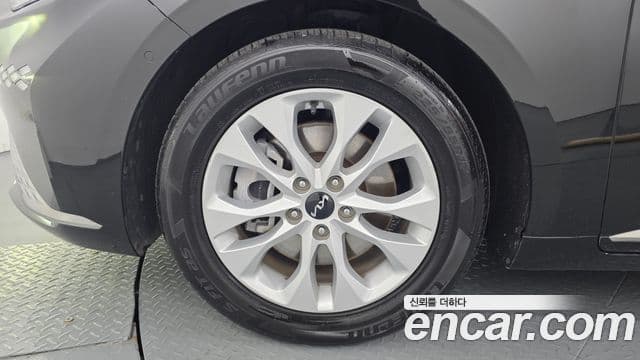 Kia K8 2023 — Şəkil 5/20