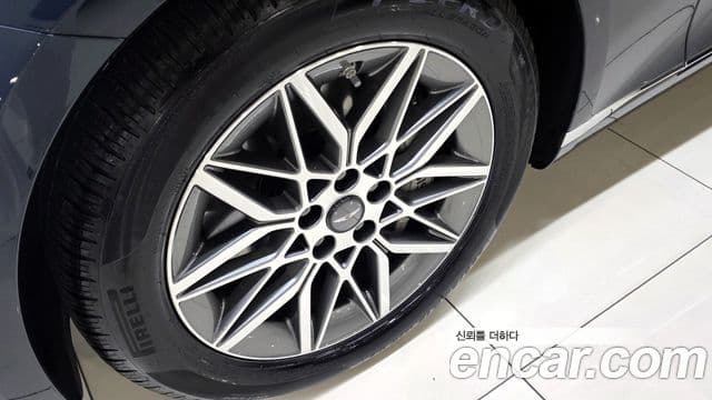 Genesis Electrified G80 2025 — ფოტო 19/20