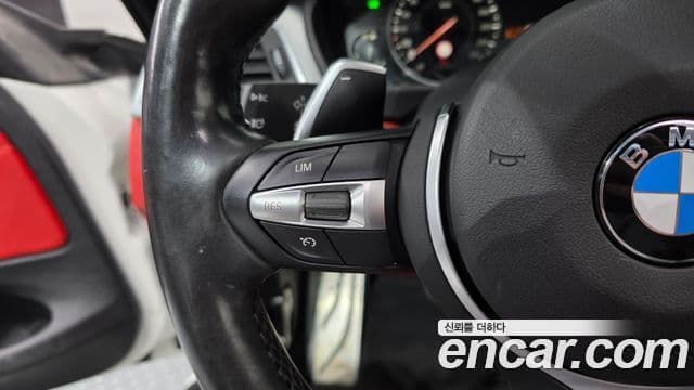 BMW 4 Series 2018 — Photo 19/20