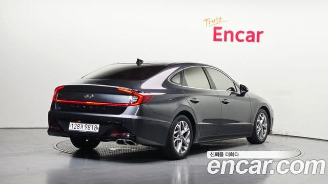 Hyundai Sonata 2020 — ფოტო 2/20