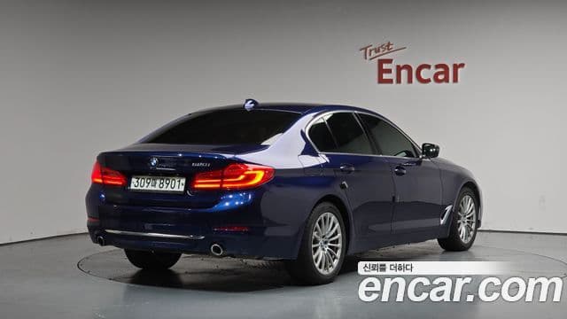 BMW 5 Series 2020 — Şəkil 2/20
