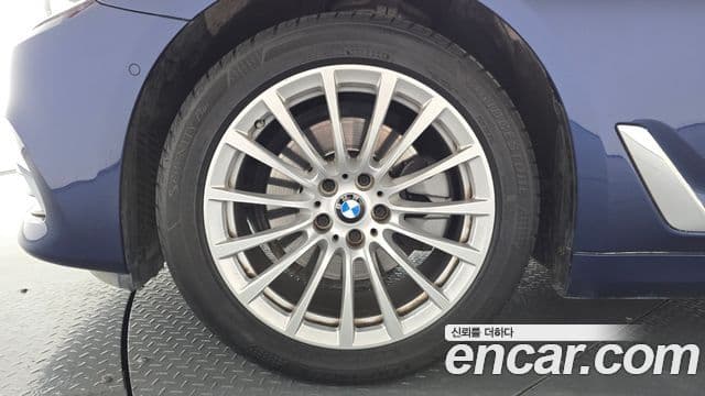 BMW 5 Series 2020 — Şəkil 5/20