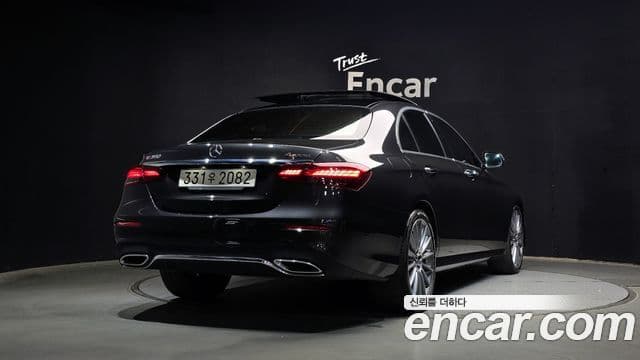 Mercedes-Benz E-Class 2022 — Фото 2/20